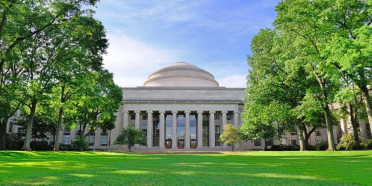 MIT Sloan Launches New Climate Policy Center to Fuel Evidence-Based Research for Global Policymakers